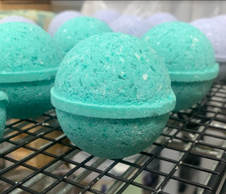 All-Natural Bath Bombs